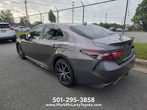Used 2023 Toyota Camry SE w/ Convenience Package FWD image 8