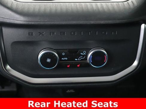 Used 2025 Ford Expedition Max Platinum image 31
