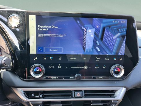 Used 2025 Lexus RX 350 Premium Plus w/ Accessory Package (Z1) FWD image 24