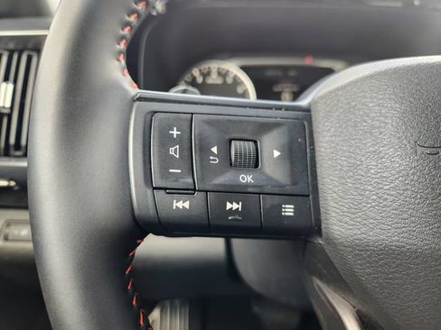 Used 2026 Nissan Pathfinder Rock Creek AWD/4WD image 28