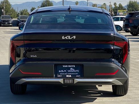 New 2026 Kia K4 LXS image 5