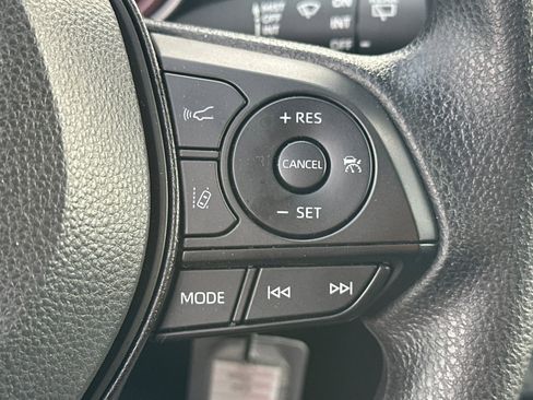 Used 2025 Toyota RAV4 LE image 38