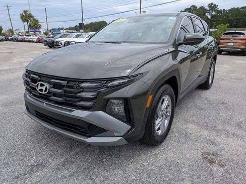 Certified 2026 Hyundai Tucson SE FWD image 8