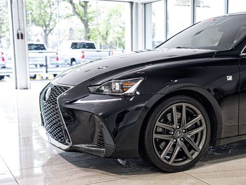 Used 2018 Lexus IS 350 AWD image 4