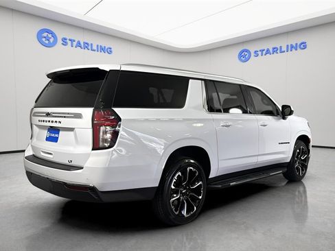 Used 2023 Chevrolet Suburban LT image 9