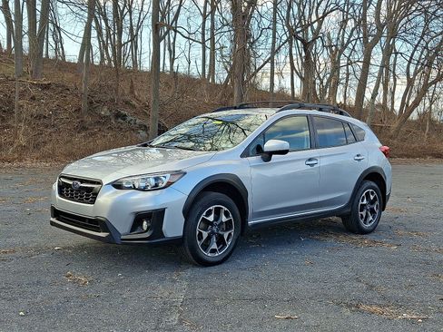 Used 2019 Subaru Crosstrek 2.0i Premium image 3