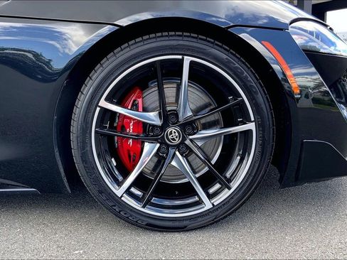 Used 2022 Toyota Supra RWD image 9