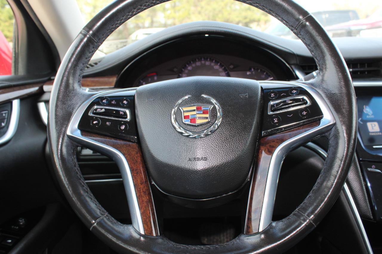 Used 2015 Cadillac XTS Luxury w/ Driver Awareness Package AWD/4WD image 28
