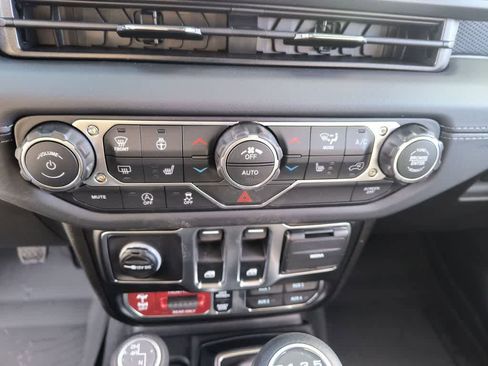 New 2026 Jeep Wrangler Rubicon image 19