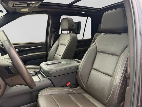 Used 2024 GMC Yukon Denali w/ Denali Reserve Package AWD/4WD image 18