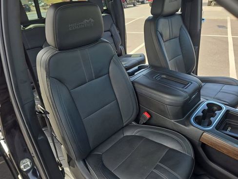 Used 2020 Chevrolet Silverado 1500 High Country w/ LPO, Dark Essentials Package image 10