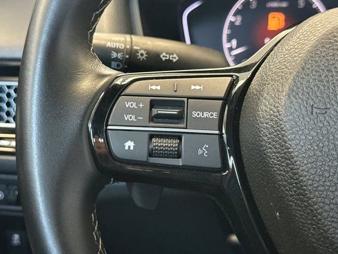 Used 2025 Honda Civic Sport image 25