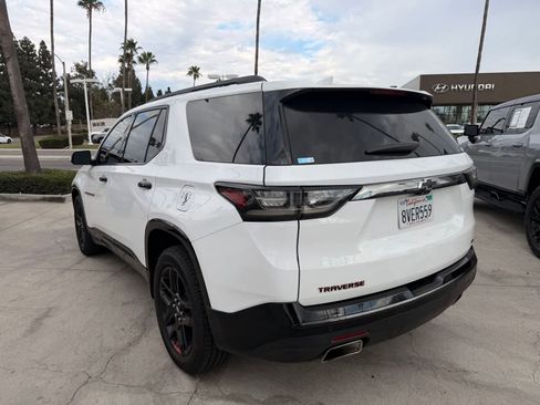 Used 2021 Chevrolet Traverse Premier w/ Redline Edition AWD/4WD image 3