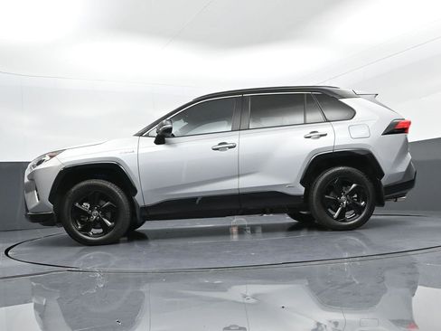 Certified 2021 Toyota RAV4 XSE w/ Carpet Mat Package (TMS) image 34