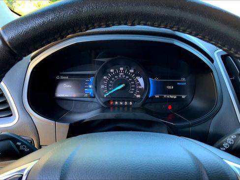 Used 2022 Ford Edge SEL image 24