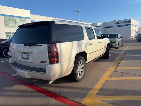 Used 2014 GMC Yukon XL Denali image 8