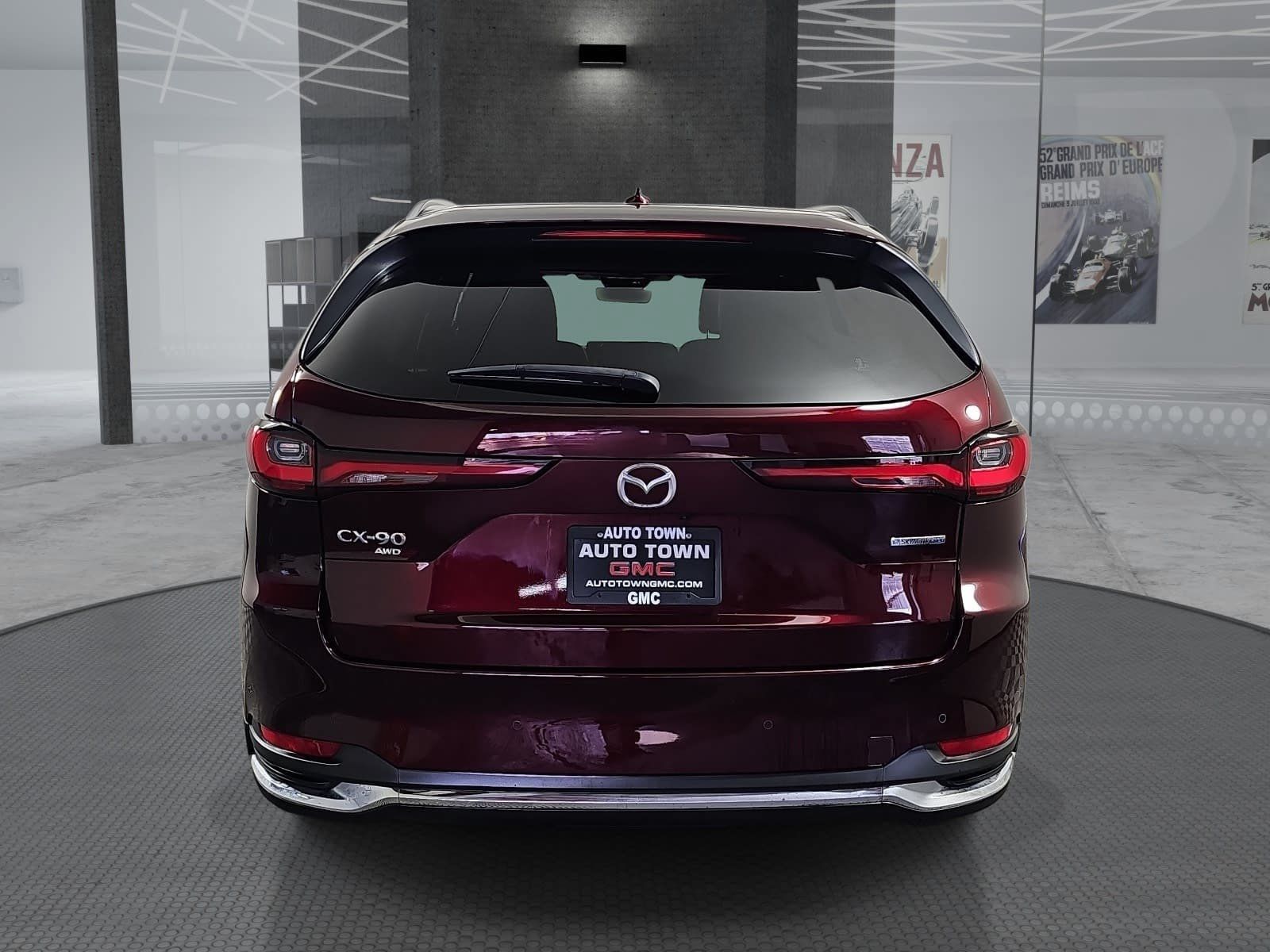 Used 2025 MAZDA CX-90 Plug-In Hybrid w/ Premium Plus AWD/4WD image 6