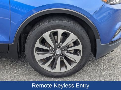 Used 2017 Buick Encore Essence image 11