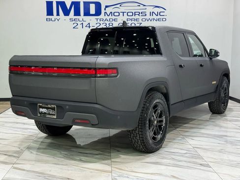 Used 2022 Rivian R1T Launch Edition image 6