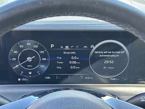 Used 2024 Kia Seltos EX FWD image 10