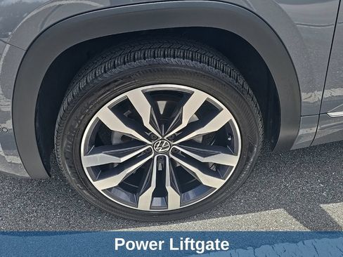 Used 2021 Volkswagen Atlas Cross Sport SEL Premium R-Line AWD/4WD image 10