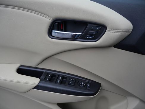 Used 2017 Acura RDX AWD image 15