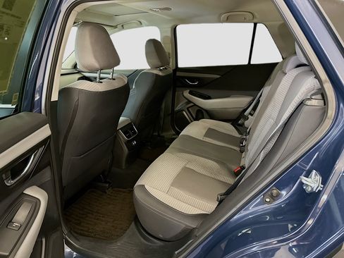 Used 2025 Subaru Outback Premium image 30