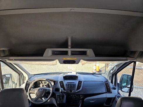 Used 2019 Ford Transit 350 XL image 52