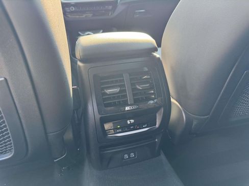 Used 2024 BMW X3 xDrive30i w/ Convenience Package AWD/4WD image 16