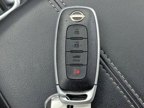 Used 2025 Nissan Sentra SV FWD image 31