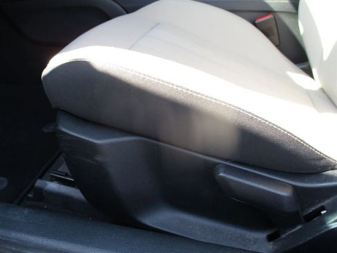 Used 2022 Ford Mustang Coupe image 14