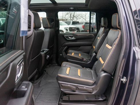 Used 2023 GMC Yukon XL AT4 w/ AT4 Premium Plus Package image 14