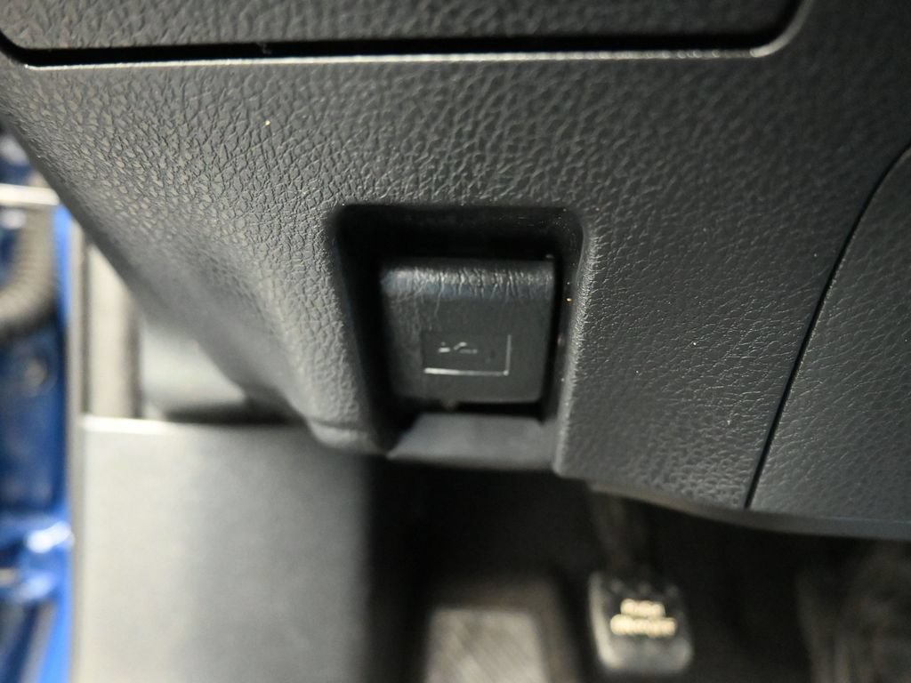 Used 2024 Toyota Camry LE FWD image 26