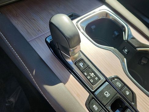 Used 2024 Lexus RX 350 Premium image 16