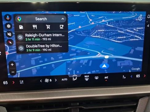 Used 2025 Ford Explorer ST-Line image 35