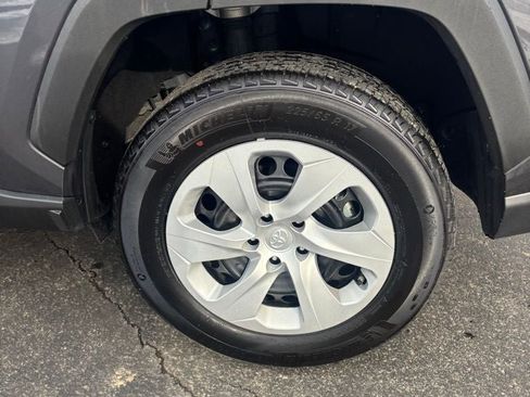 Used 2025 Toyota RAV4 LE image 23