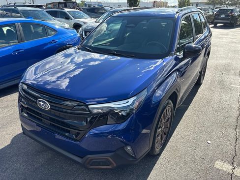 Used 2026 Subaru Forester Premium AWD/4WD image 5