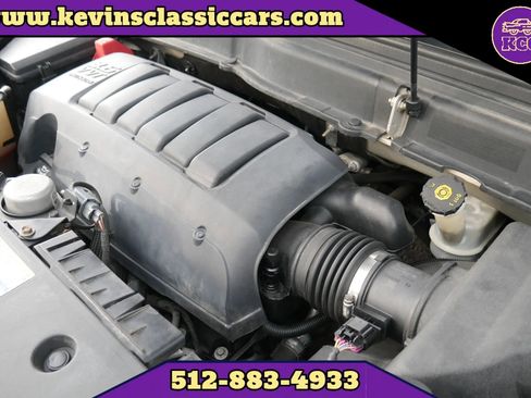 Used 2010 GMC Acadia SLE image 37