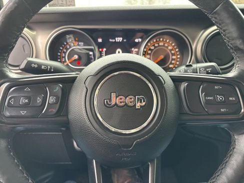 Used 2019 Jeep Wrangler Unlimited Sport S image 18