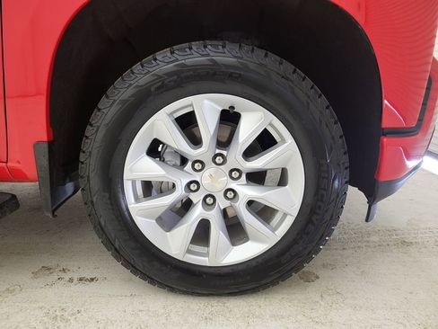 Used 2020 Chevrolet Silverado 1500 Custom w/ Custom Value Package image 15