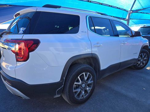 Certified 2023 GMC Acadia SLE w/ Driver Convenience Package image 4