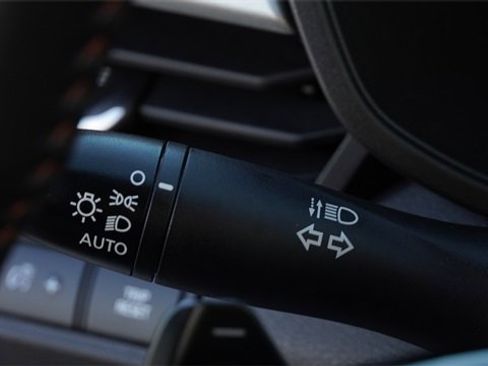 Used 2024 Nissan Altima 2.5 SR image 30