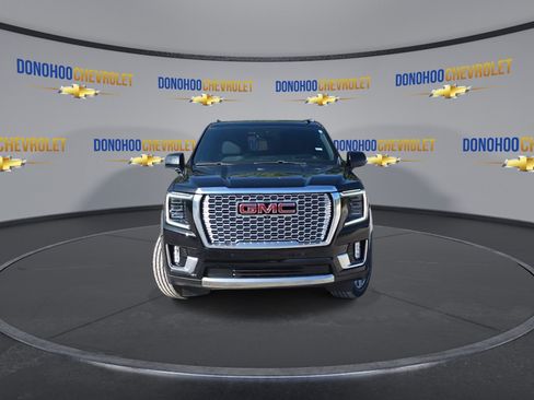 Used 2023 GMC Yukon Denali AWD/4WD image 6