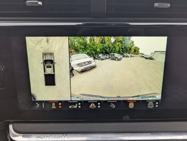 Used 2024 GMC Sierra 2500 Denali w/ Denali Reserve Package AWD/4WD image 4