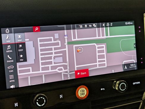 New 2026 Porsche Macan image 35