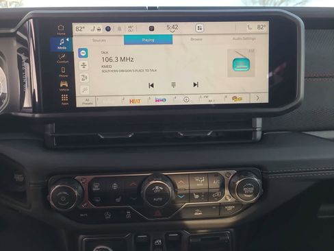 New 2026 Jeep Gladiator Rubicon image 24