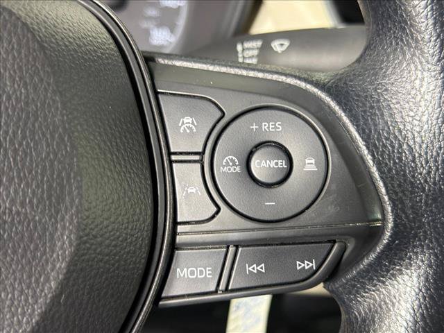 Used 2025 Toyota Corolla LE FWD image 25