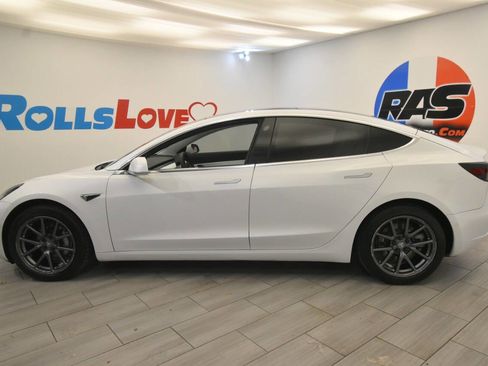 Used 2020 Tesla Model 3 Long Range image 2