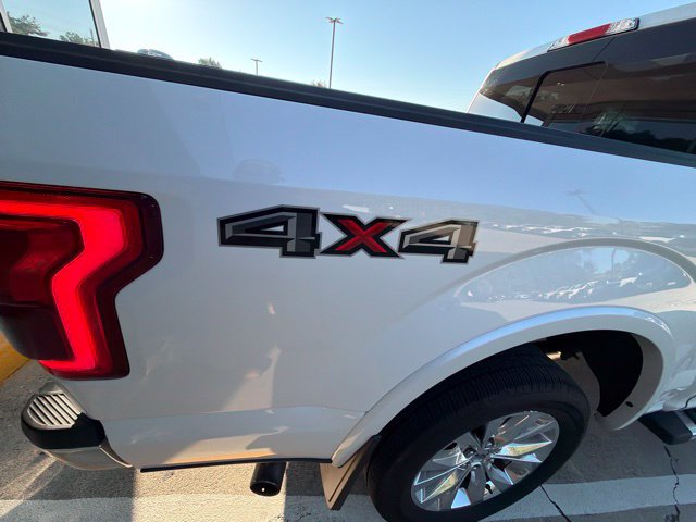 Used 2016 Ford F150 Lariat w/ Equipment Group 502A Luxury AWD/4WD image 38