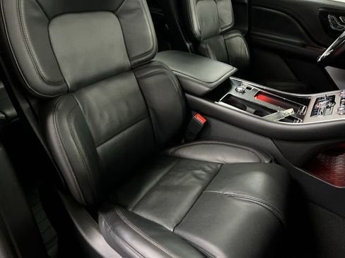Used 2023 Lincoln Aviator Reserve w/ Equipment Group 201A image 29